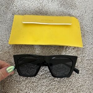Black cat eye sunglasses